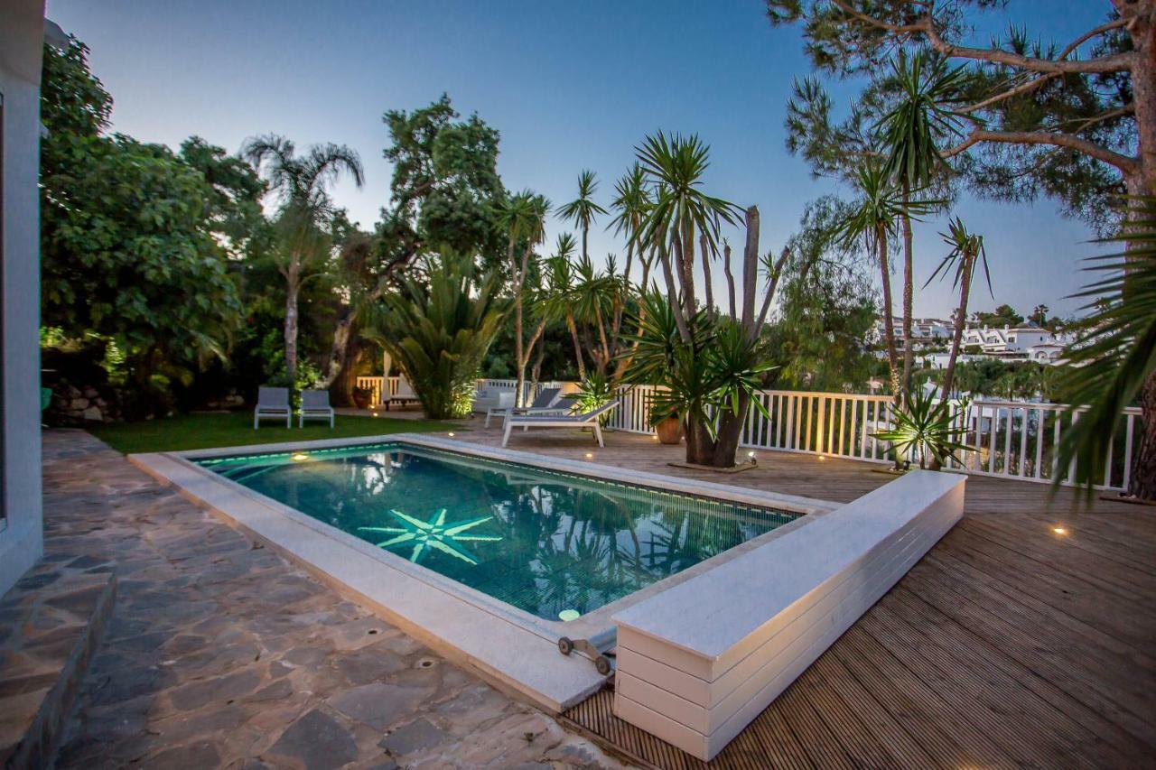 Villa Luxury With Swimming Pool And Jacuzzi *