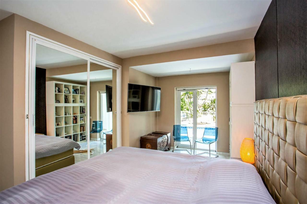 Villa Luxury With Swimming Pool And Jacuzzi *